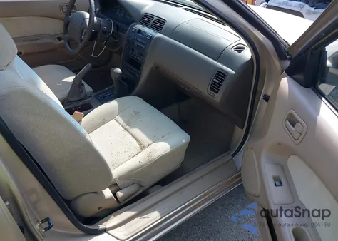 1996 Nissan Maxima Gle/Gxe/Se z USA, uszkodzony, nr VIN JN1CA21D4TM409657